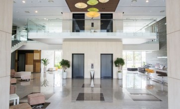 commercial cleaning high security building protocols